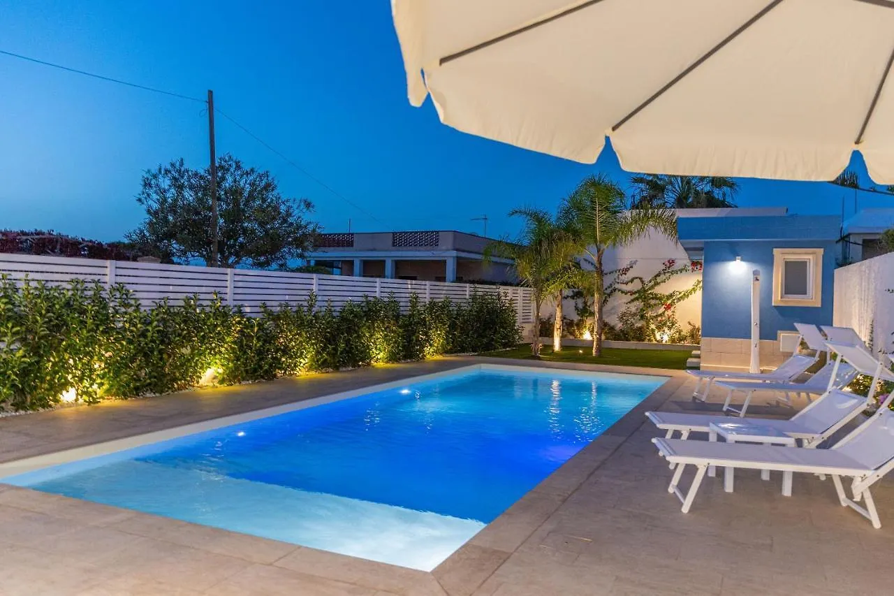 Apartment Villa Marsama, Heated Pool And Beach At 150 Mt Santa Maria Del Focallo