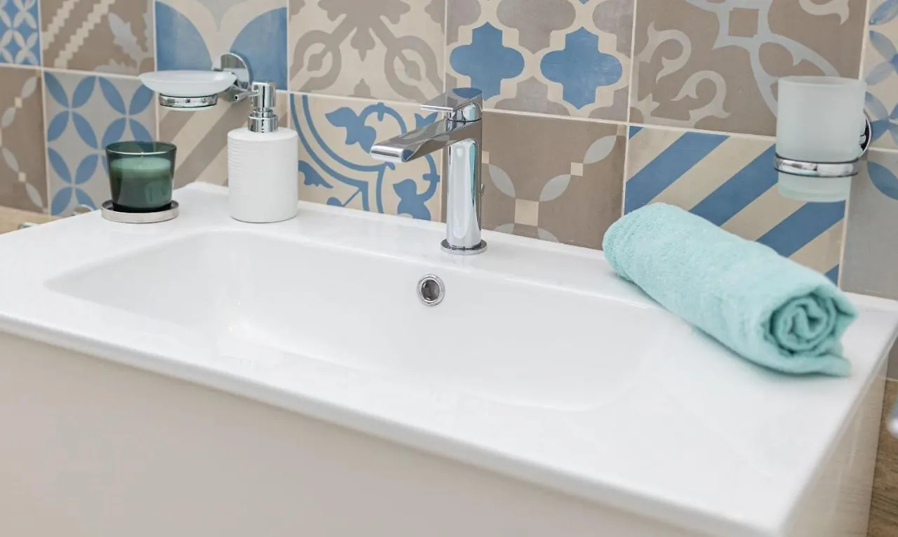 Villa Marsama, Heated Pool And Beach At 150 Mt Santa Maria Del Focallo Apartment