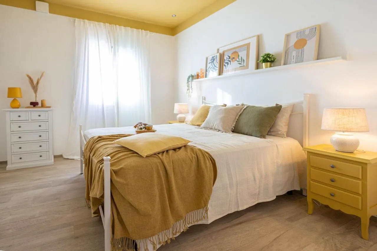 Villa Marsama, Heated Pool And Beach At 150 Mt Santa Maria Del Focallo Apartment
