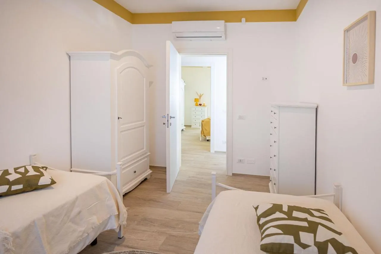 Apartment Villa Marsama, Heated Pool And Beach At 150 Mt Santa Maria Del Focallo