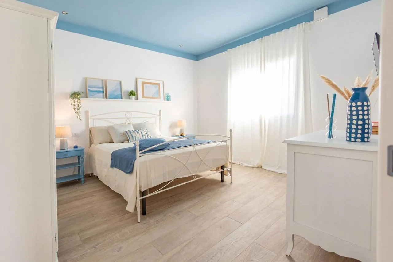 Villa Marsama, Heated Pool And Beach At 150 Mt Santa Maria Del Focallo Apartment