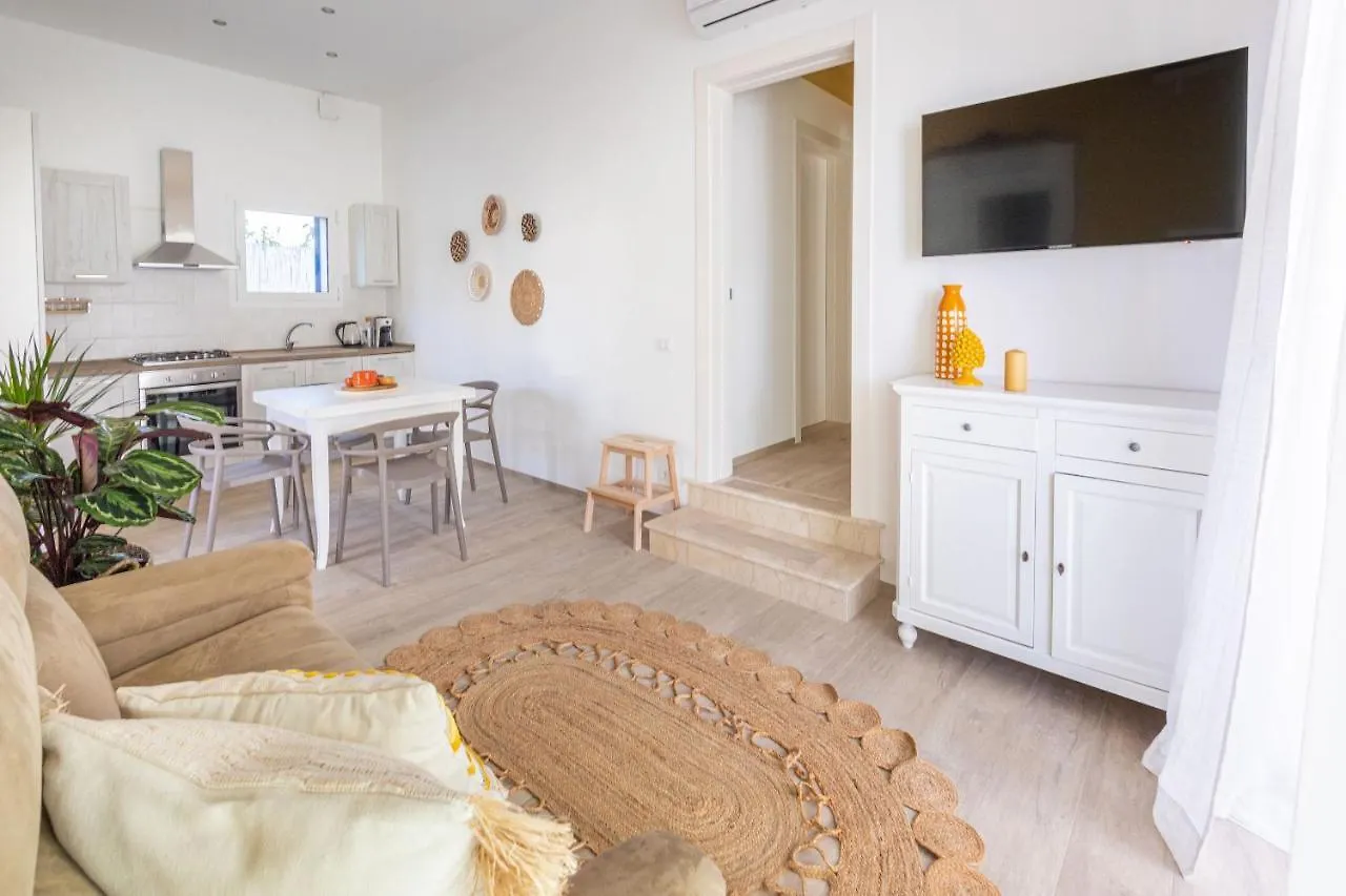 Villa Marsama, Heated Pool And Beach At 150 Mt Santa Maria Del Focallo 0*,