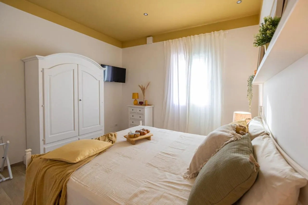 Villa Marsama, Heated Pool And Beach At 150 Mt Santa Maria Del Focallo Apartment