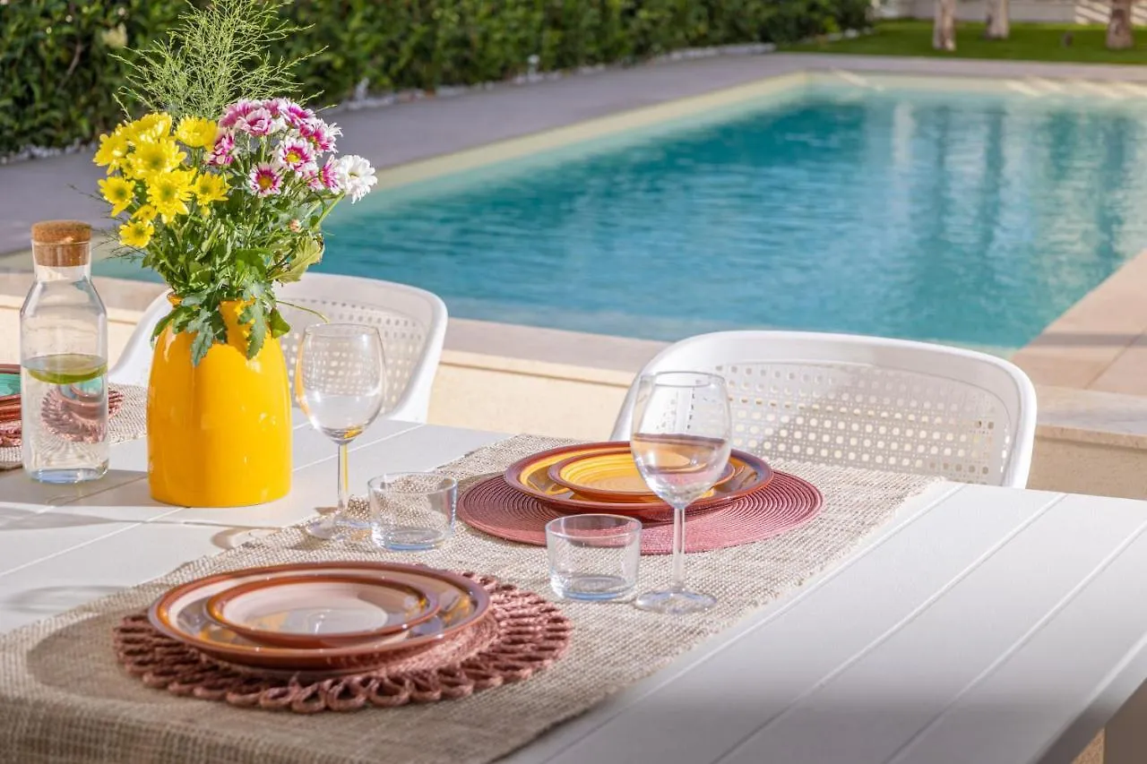 Villa Marsama, Heated Pool And Beach At 150 Mt Santa Maria Del Focallo Apartment