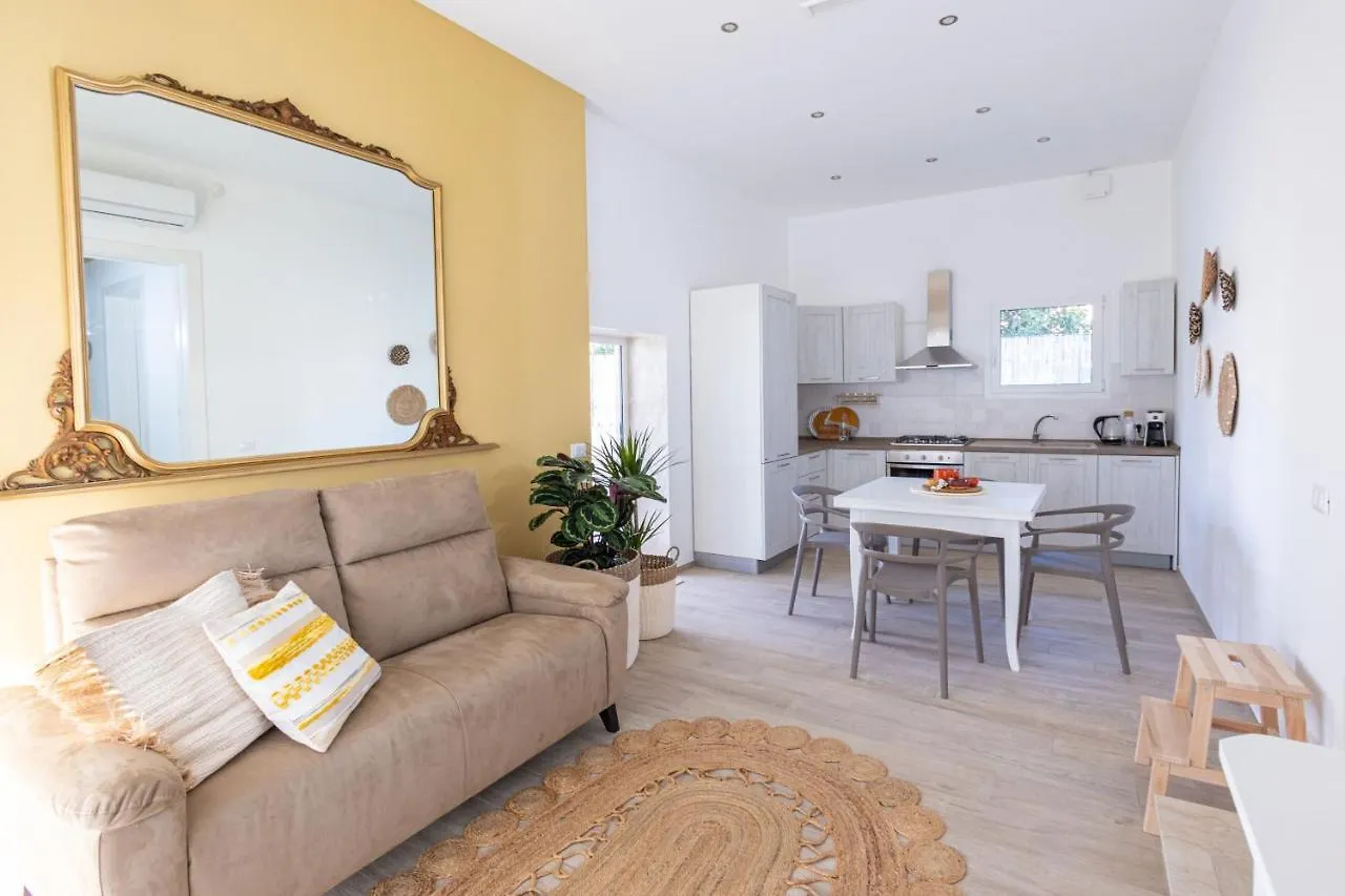 Villa Marsama, Heated Pool And Beach At 150 Mt Santa Maria Del Focallo 0*,